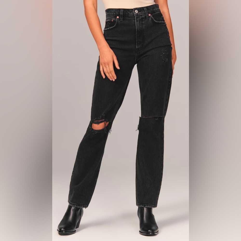 ABERCROMBIE 90’S STRAIGHT HIGH RISE JEANS